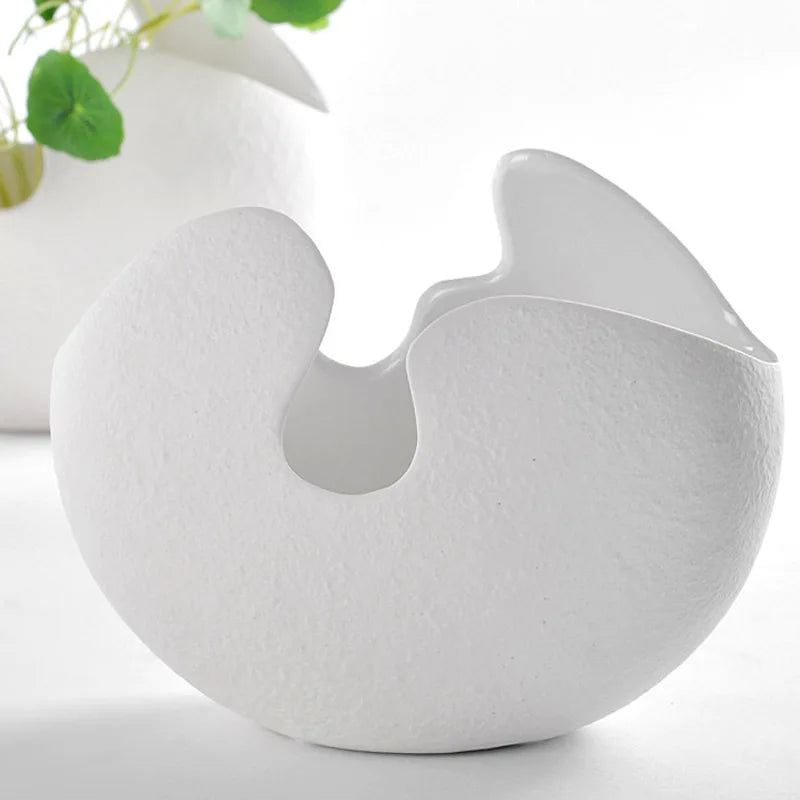 Modern White Ceramic Egg Shell Vase, Vegetarian Art Flower Pot, Home Desktop Decoration Ornaments, Crafts Gift