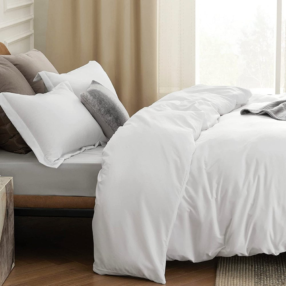 Queen White Polyester Microfiber Material Duvet Covers 3 Pieces, 1 Duvet Cover and 2 Pillow Shams