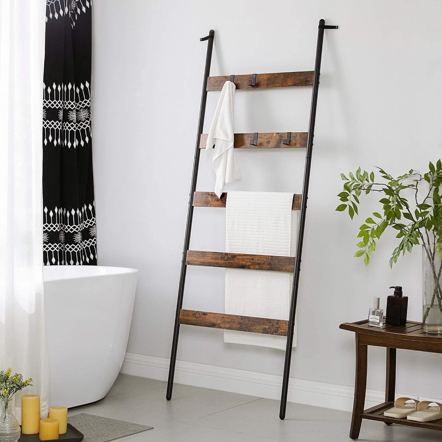 Blanket Ladder, 5-Tier Ladder Shelf, Wall-Leaning Rack, Steel, 25.6 Inch Wide, Scarves, Industrial Style, Rustic Brown and Black ULLS011B01